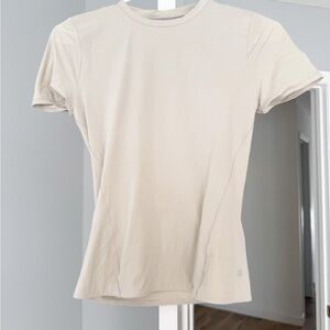 Lululemon wundermost ultra soft nulu hip length crewneck shirt size S Mojave tan